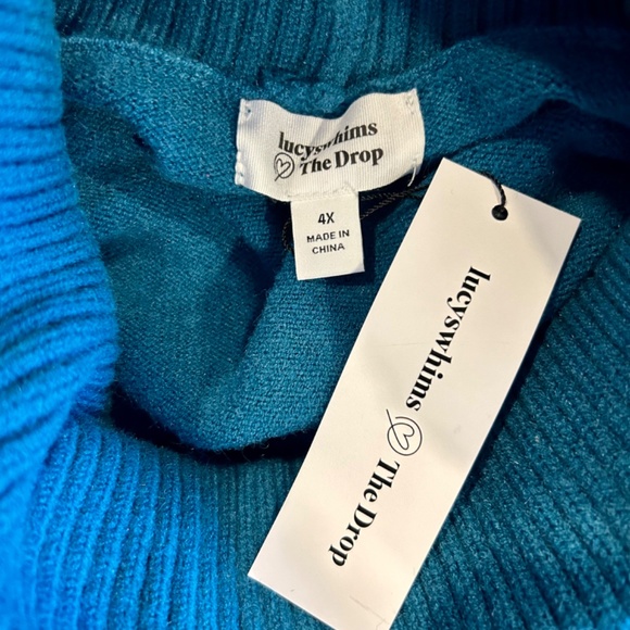 Lucyswhims The Drop side button cowl neck sweater 4x NEW - Picture 6 of 6